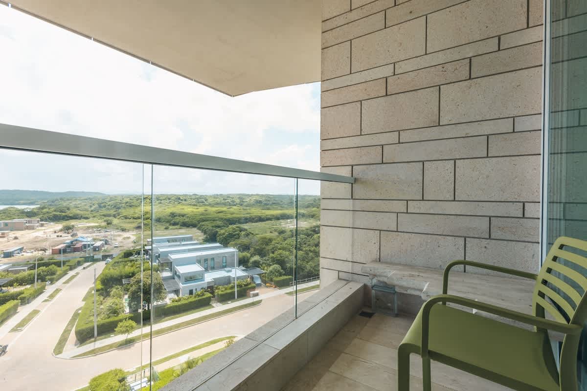 698e3012fe0756b4c4ac8b7d