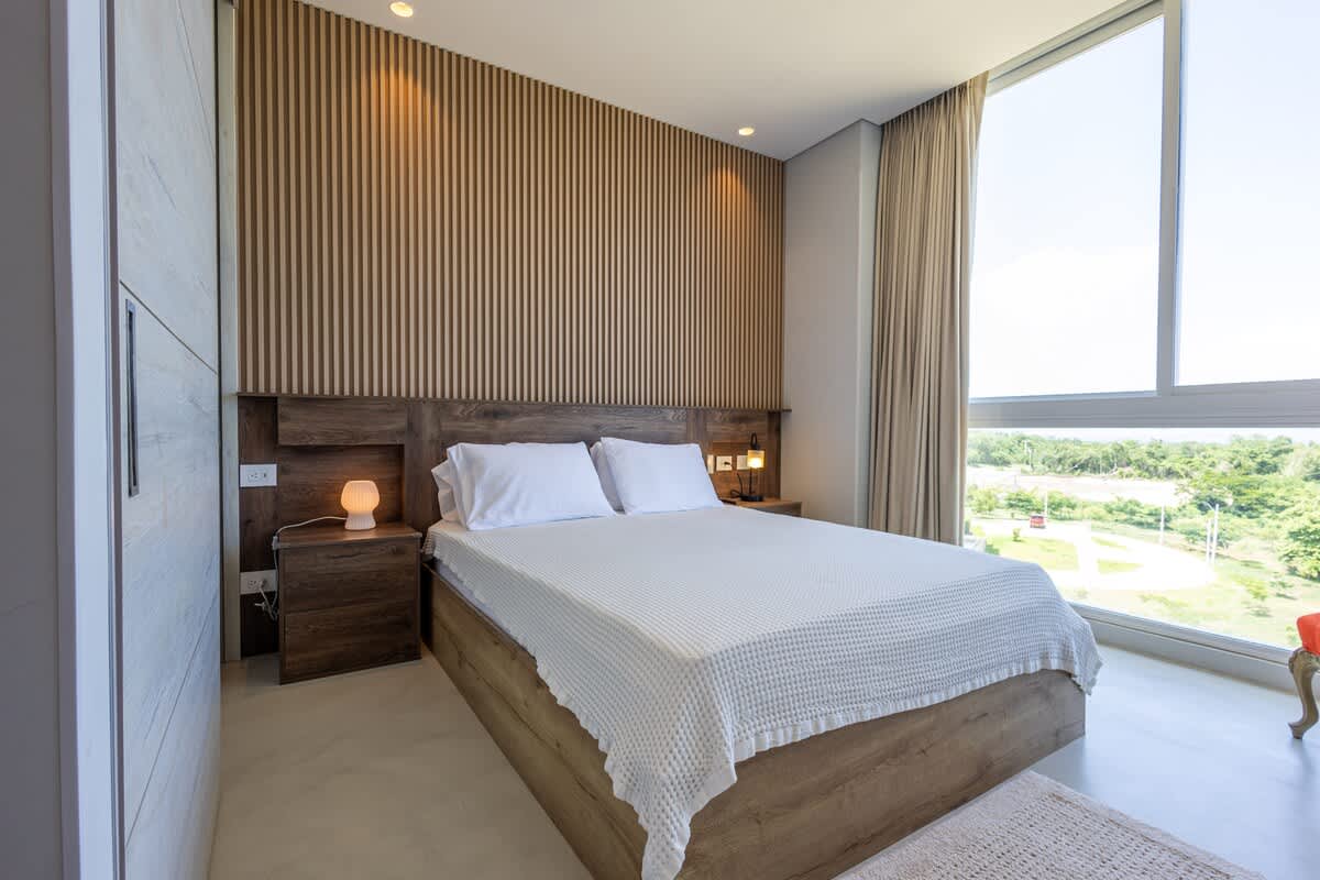 698e3010fe0756b4c4ac8b54