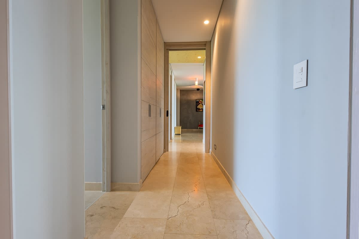 698e300cfe0756b4c4ac8b0e