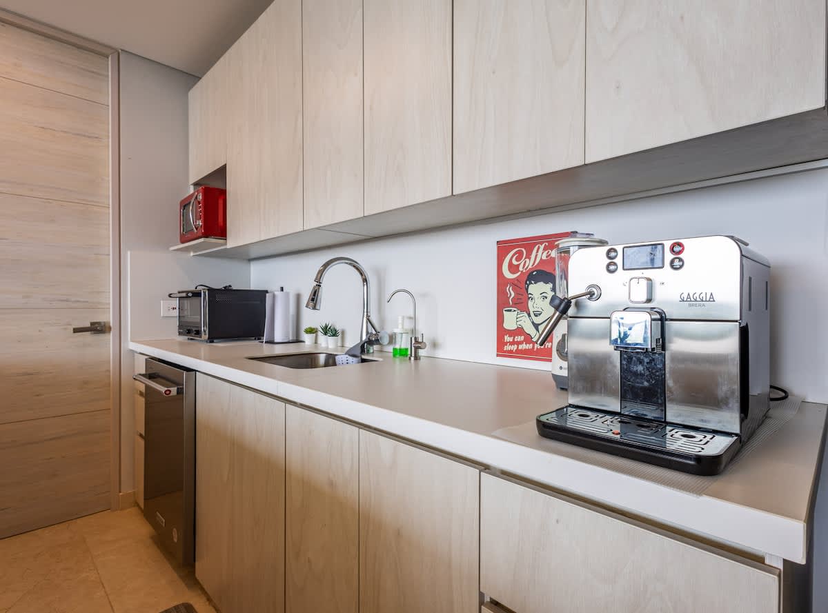 698e300cfe0756b4c4ac8b14