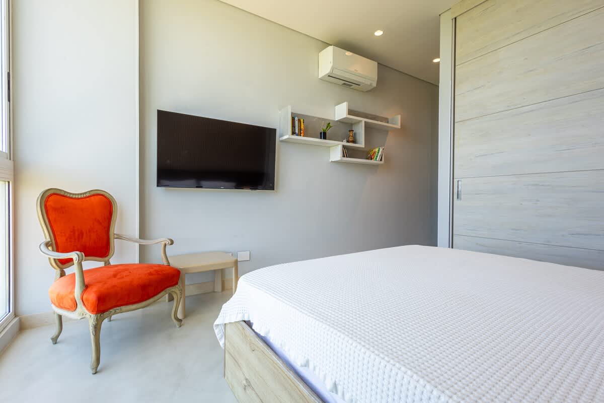 698e300dfe0756b4c4ac8b27