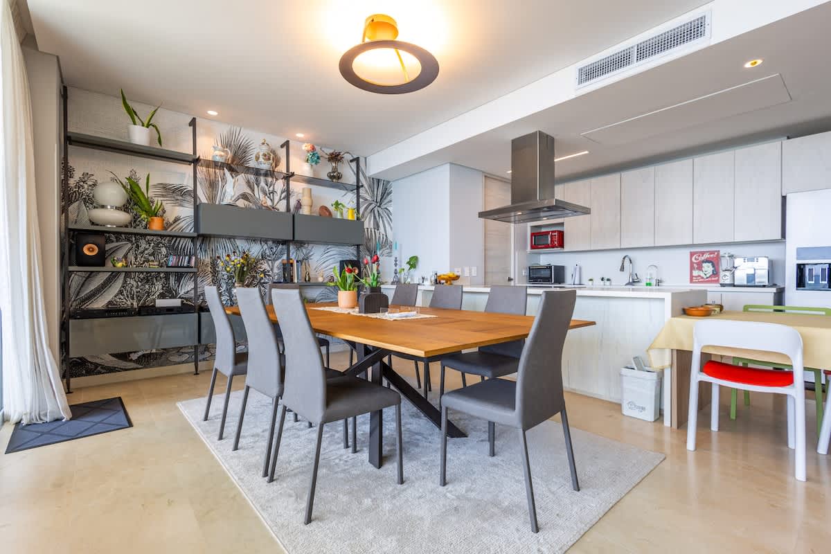 698e300cfe0756b4c4ac8b1a