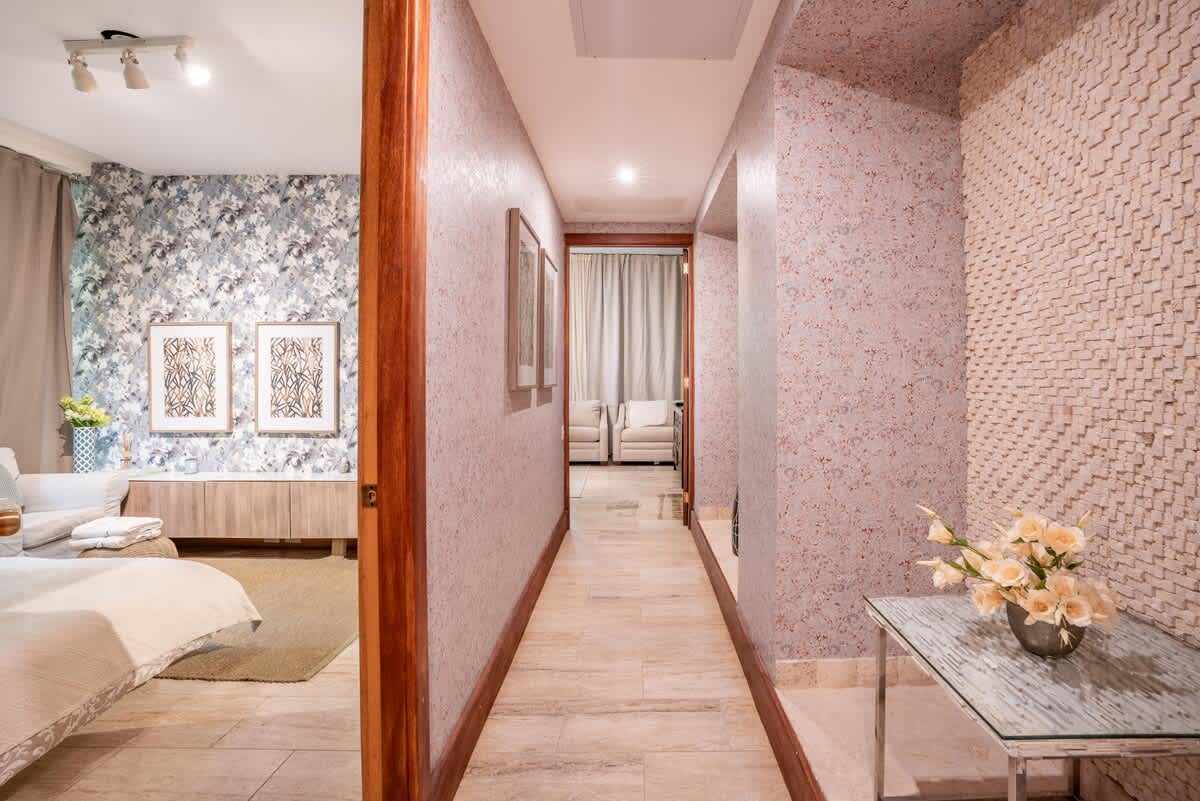 6944442afcb6fe3e7c3fbca8