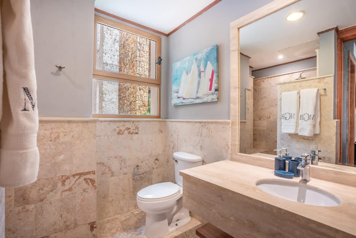 6944442afcb6fe3e7c3fbc90