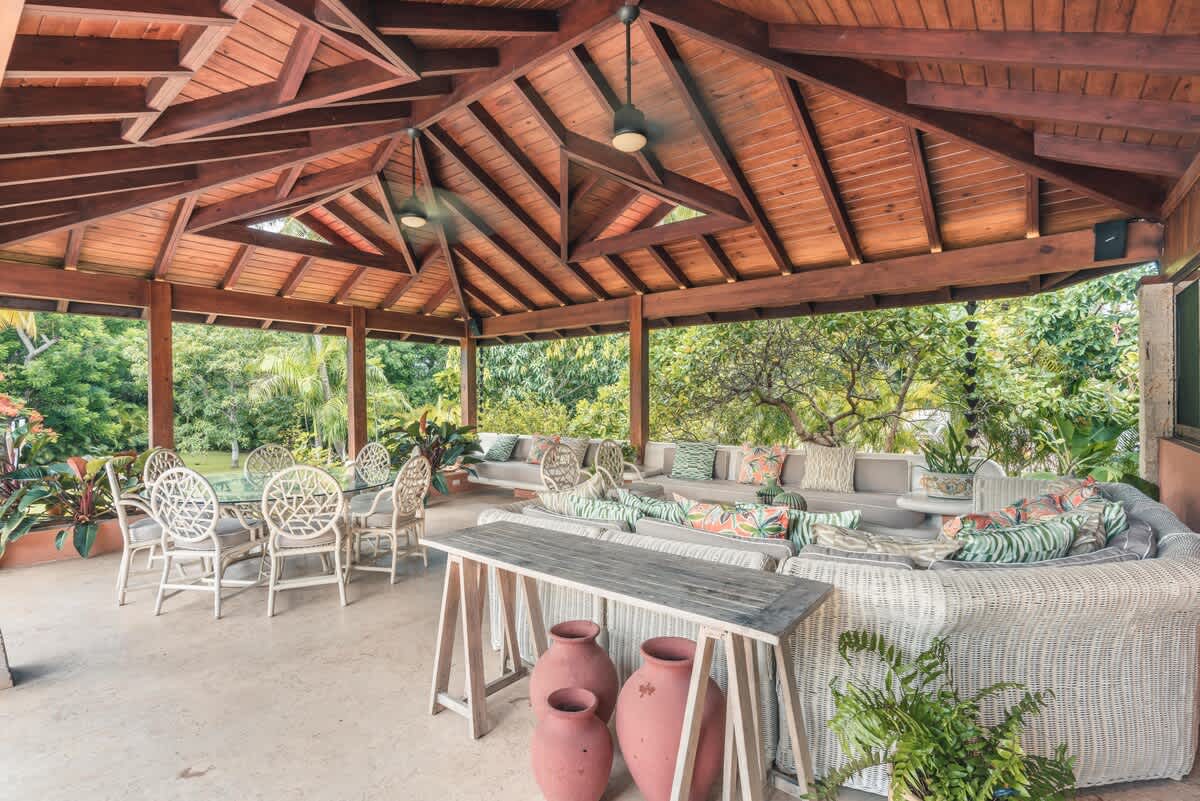 6944436b914dba2e072f763e