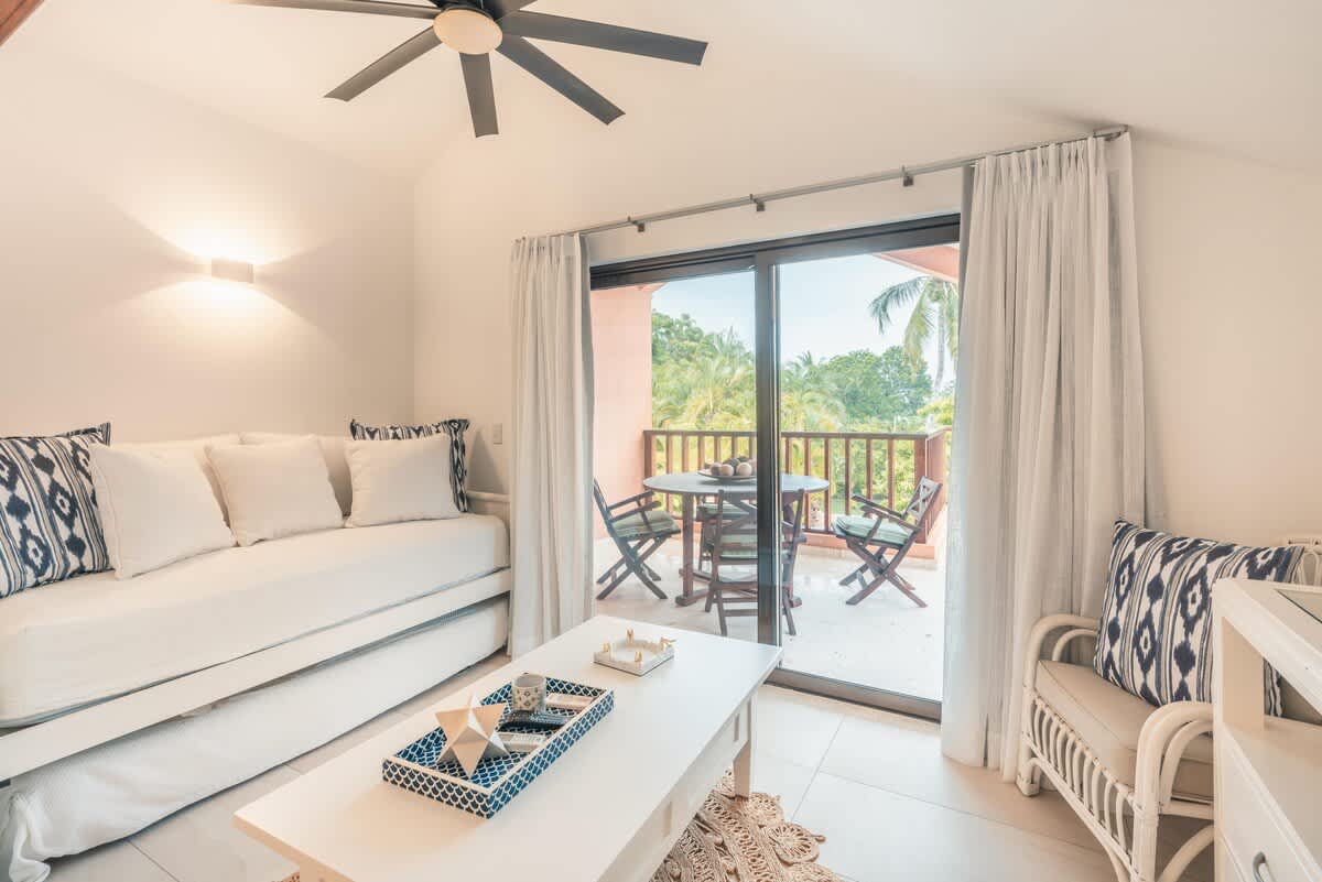 6944436a914dba2e072f762a