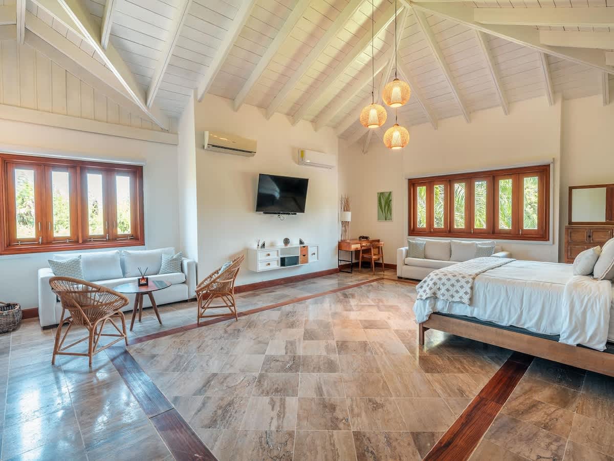 6944446a914dba2e072f7f4c