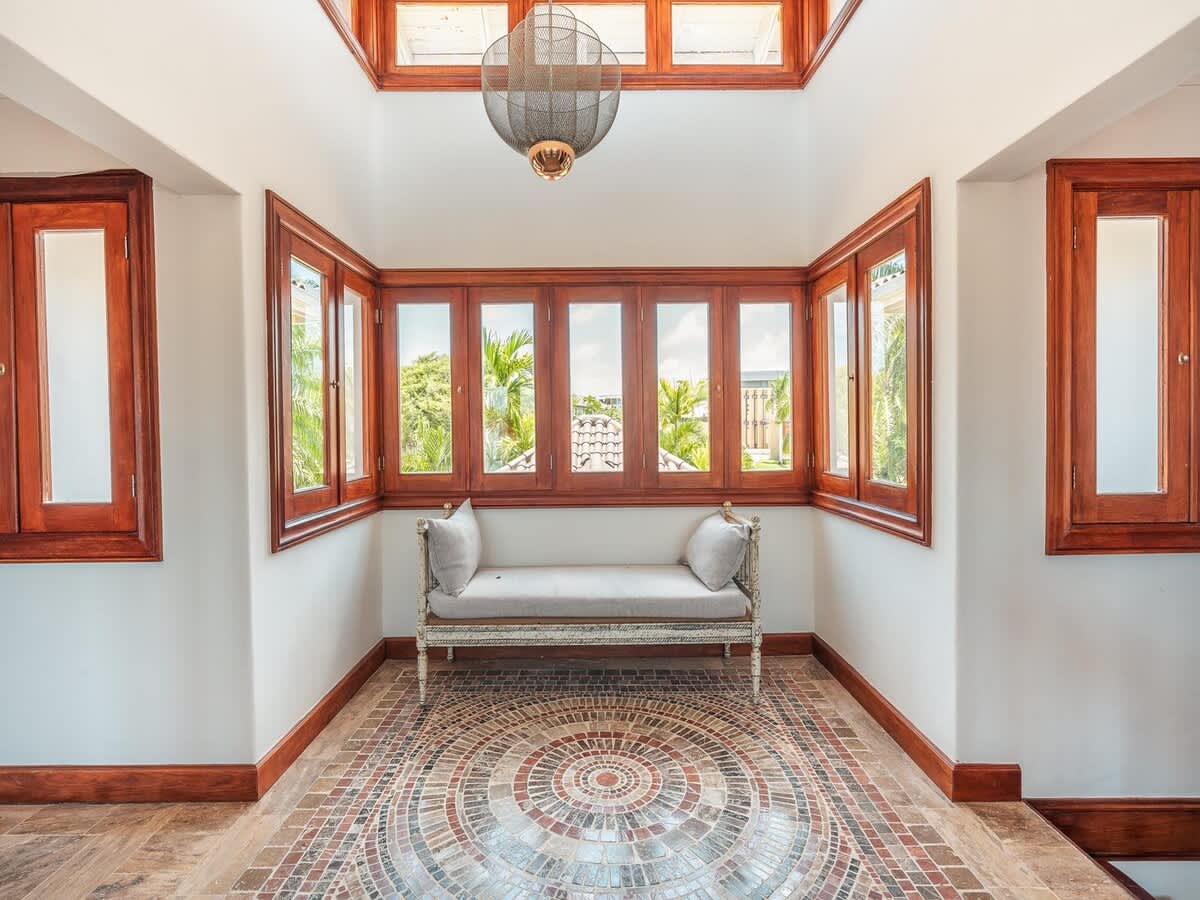 6944446b914dba2e072f7f5a