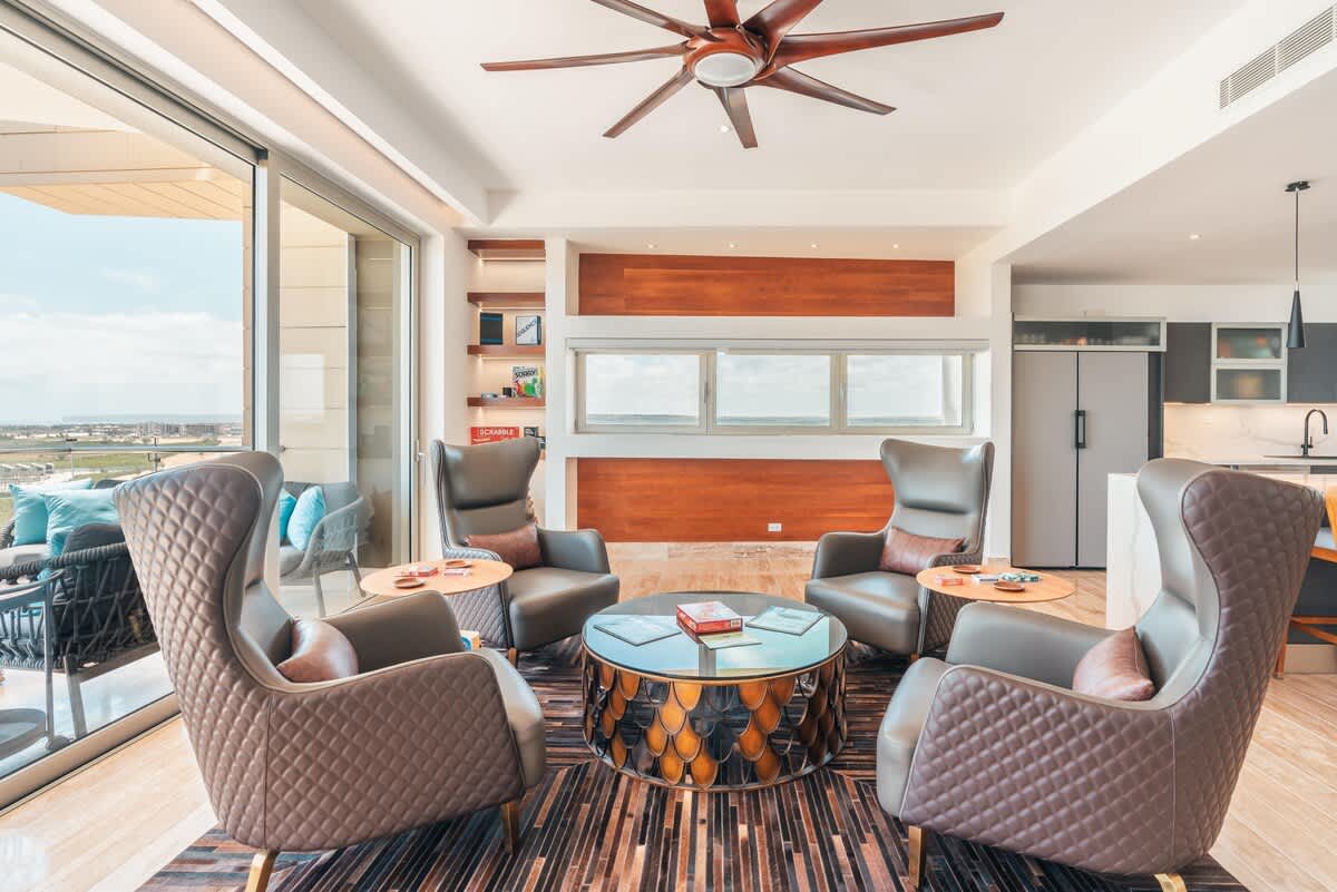 694443ebfcb6fe3e7c3fb998