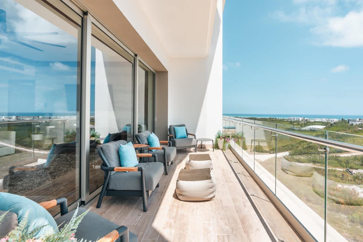 694443effcb6fe3e7c3fb9d5