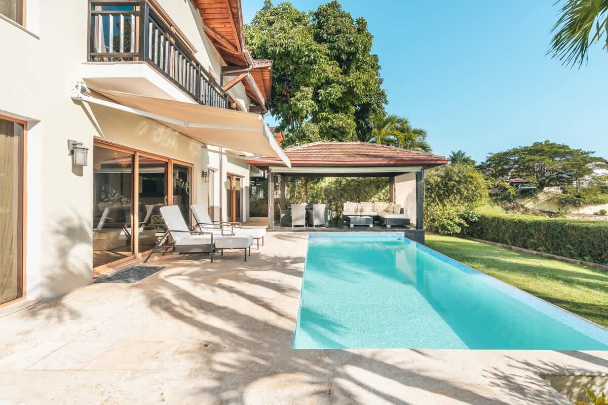 6945bfef914dba2e0733ffae