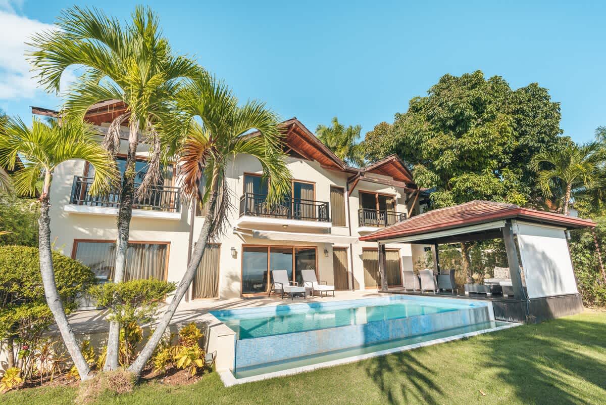 6945bff0914dba2e0733ffb2