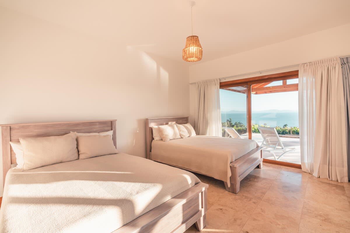 694aff859ffb66b812e2135c