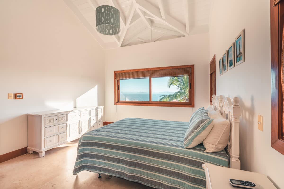 694aff869ffb66b812e2137f