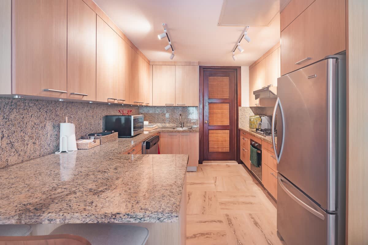 6945c073fcb6fe3e7c4433c1