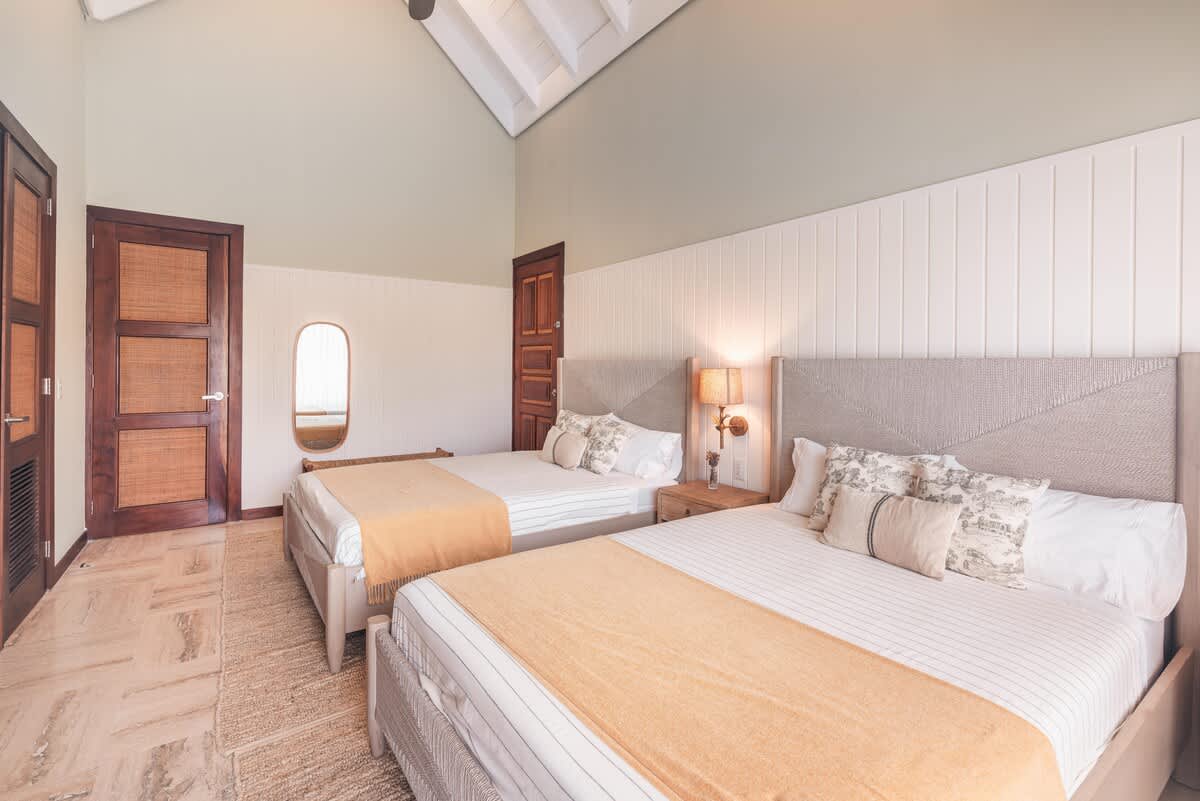 6945c073fcb6fe3e7c4433c3