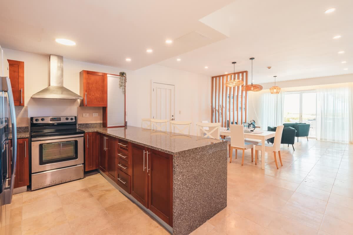 6944443e914dba2e072f7d48