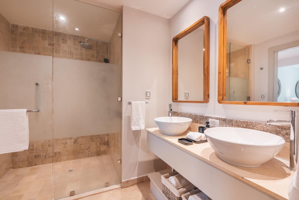 69444425fcb6fe3e7c3fbc1f