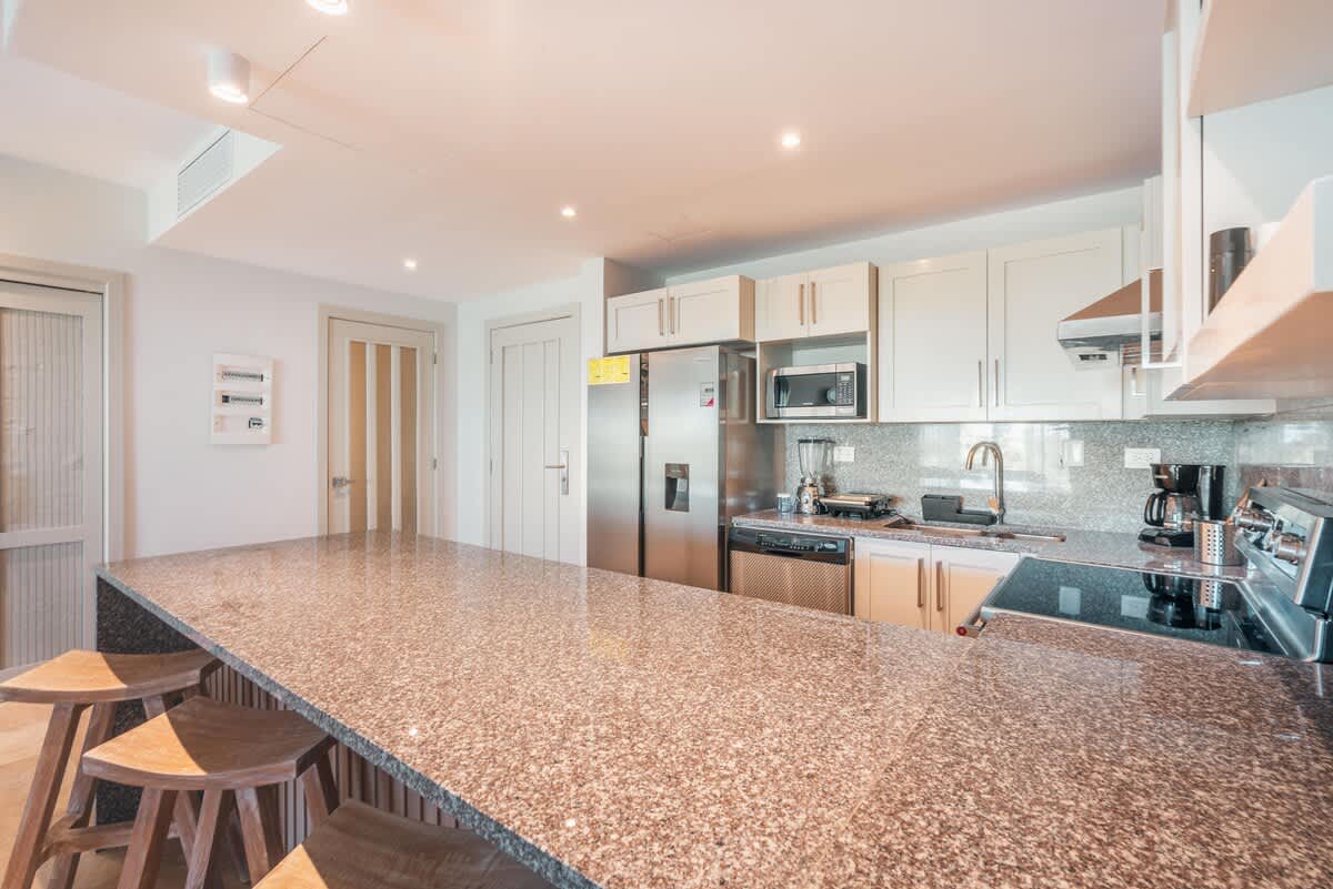 69444425fcb6fe3e7c3fbc2b