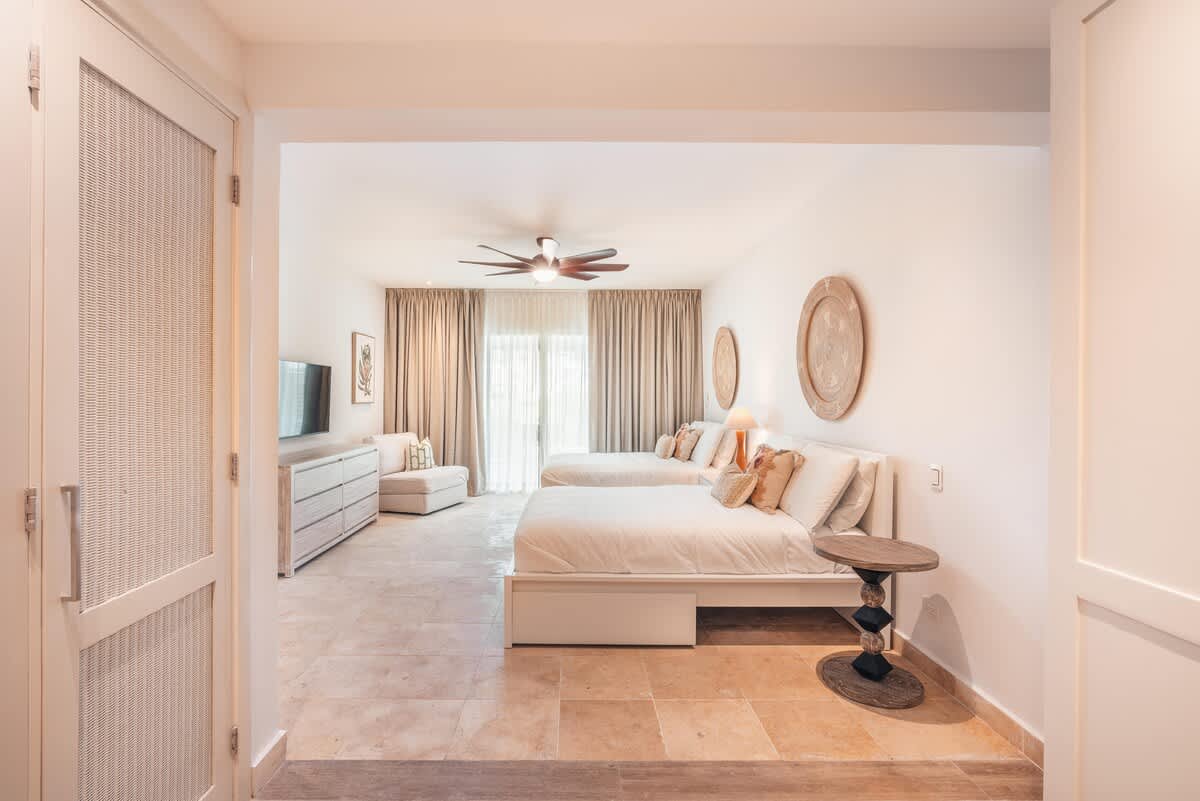 69444426fcb6fe3e7c3fbc39