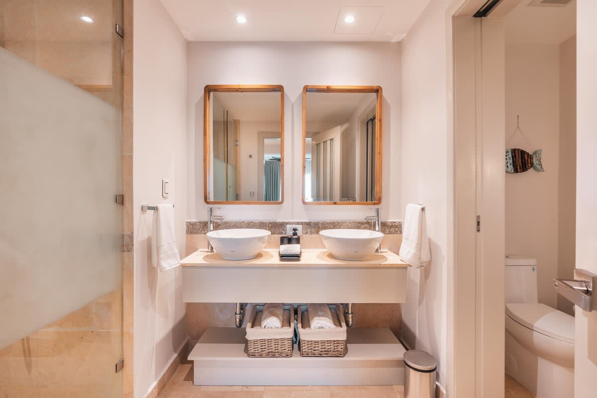 69444425fcb6fe3e7c3fbc1c