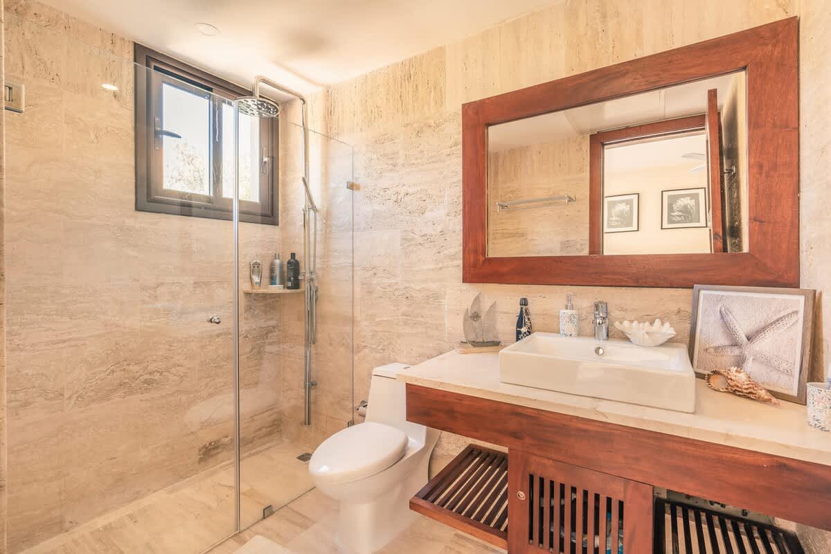 694aff0c9ffb66b812e20b3a