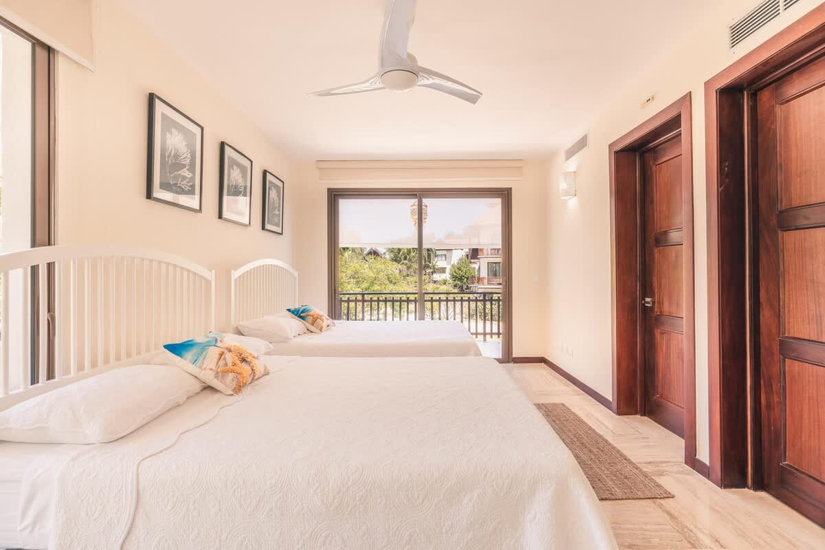 694aff0b9ffb66b812e20b2c