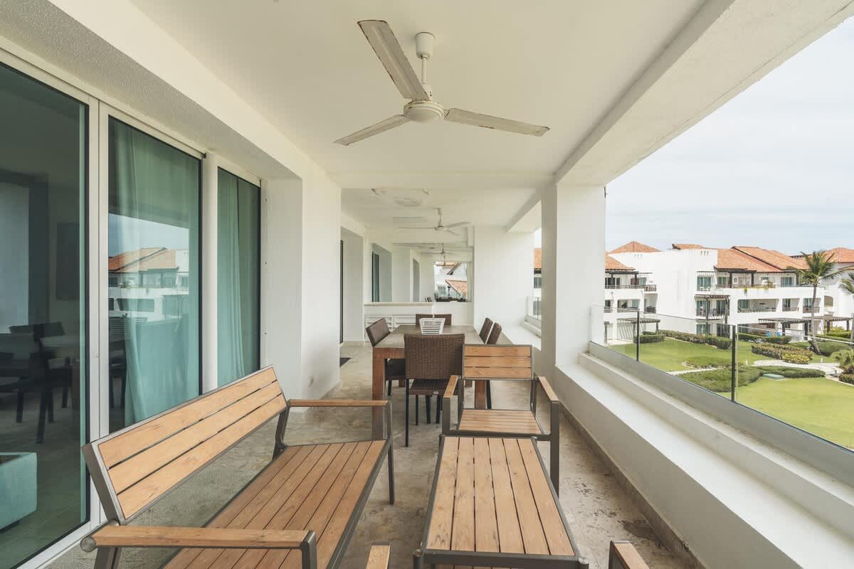 69444449fcb6fe3e7c3fbe9a