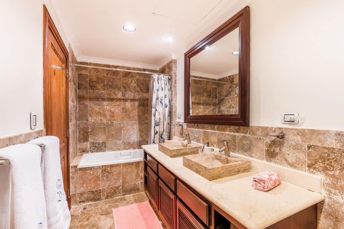 694aff619ffb66b812e21192