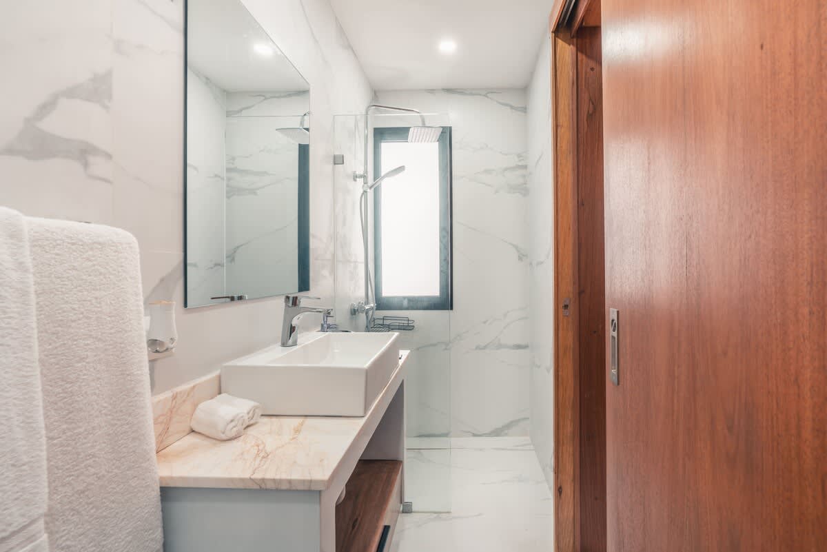 6944441cfcb6fe3e7c3fbb55