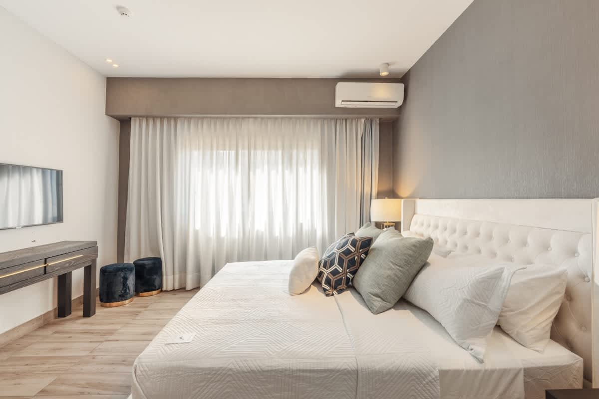 694afeff9ffb66b812e20a75