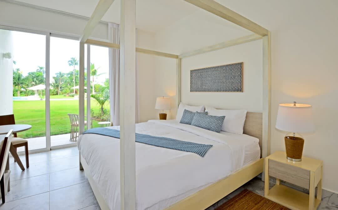 694aff359ffb66b812e20f2b