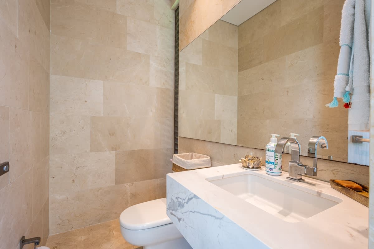 694aff129ffb66b812e20b9e