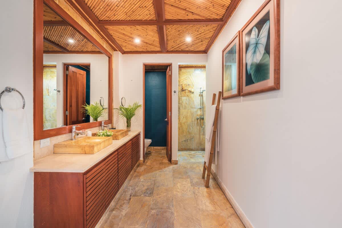 6945c09cfcb6fe3e7c4434c6