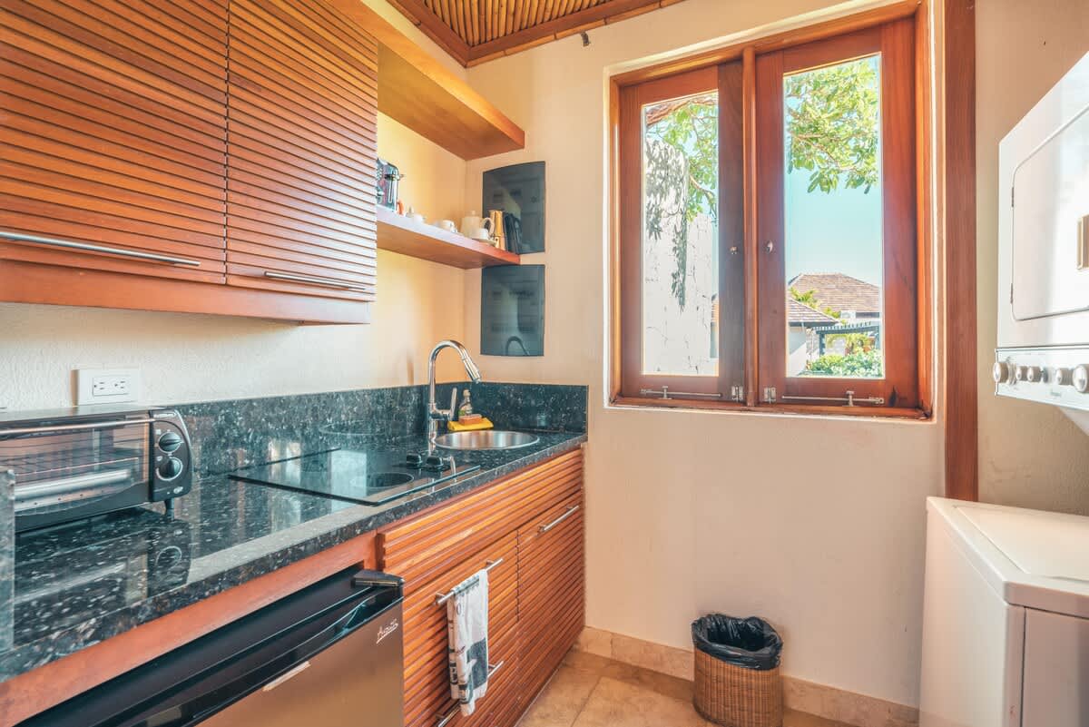 698e173ffe0756b4c4ac4078