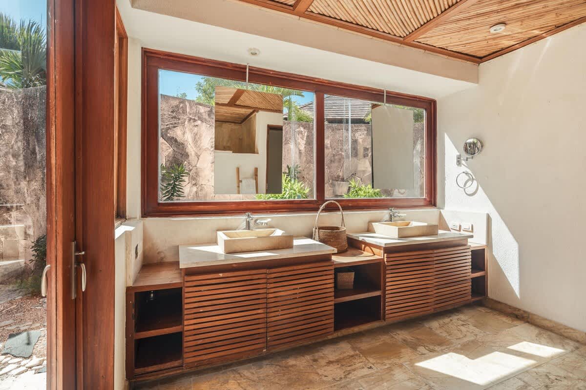 69444453fcb6fe3e7c3fbfb4