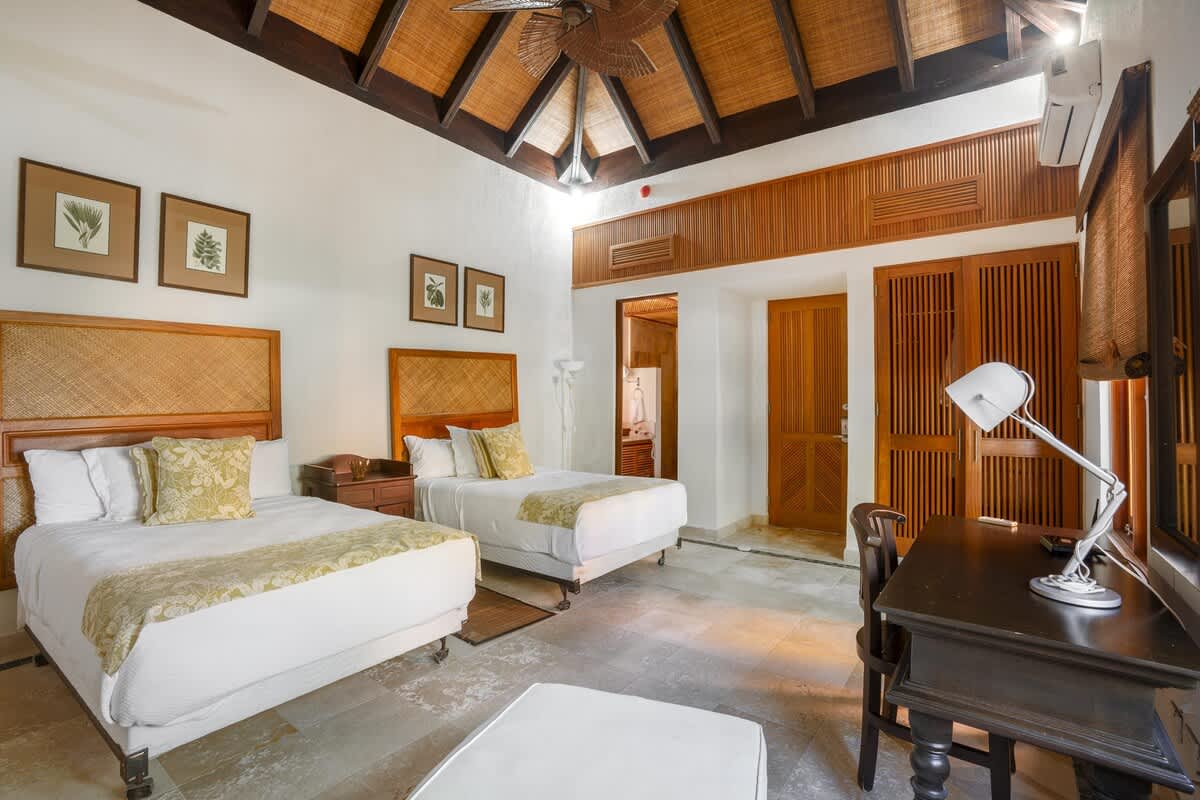 69444452fcb6fe3e7c3fbf96