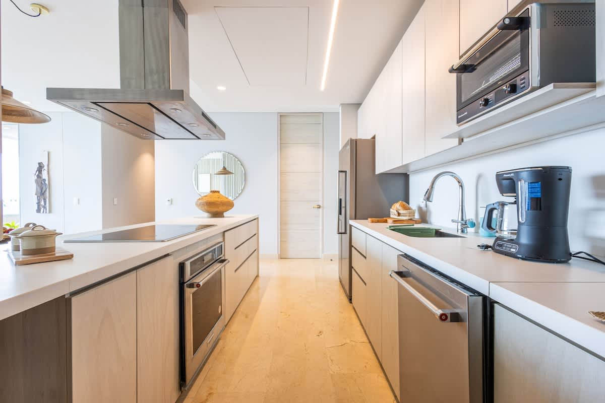 6944448c914dba2e072f80a7