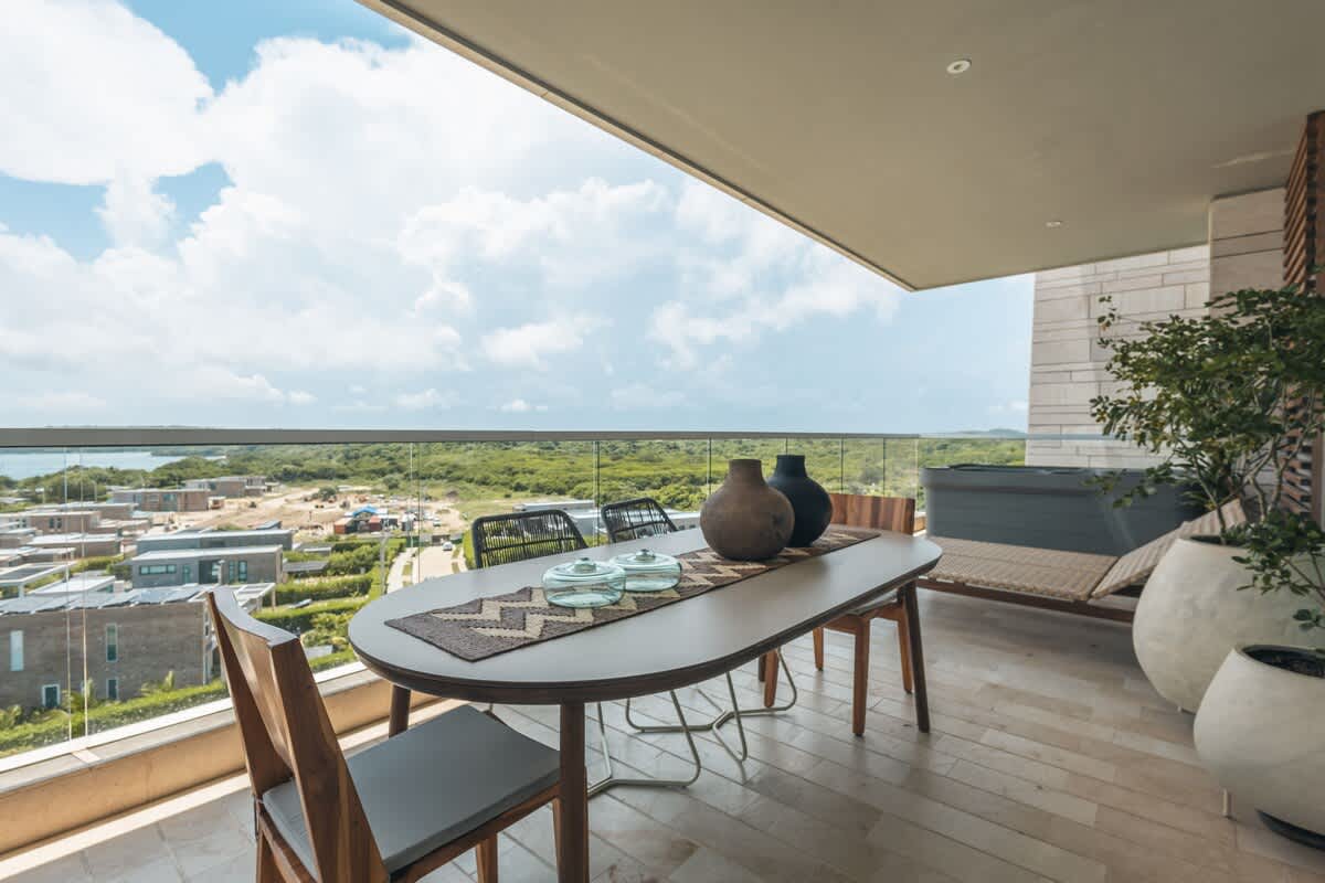 6944448d914dba2e072f80e0