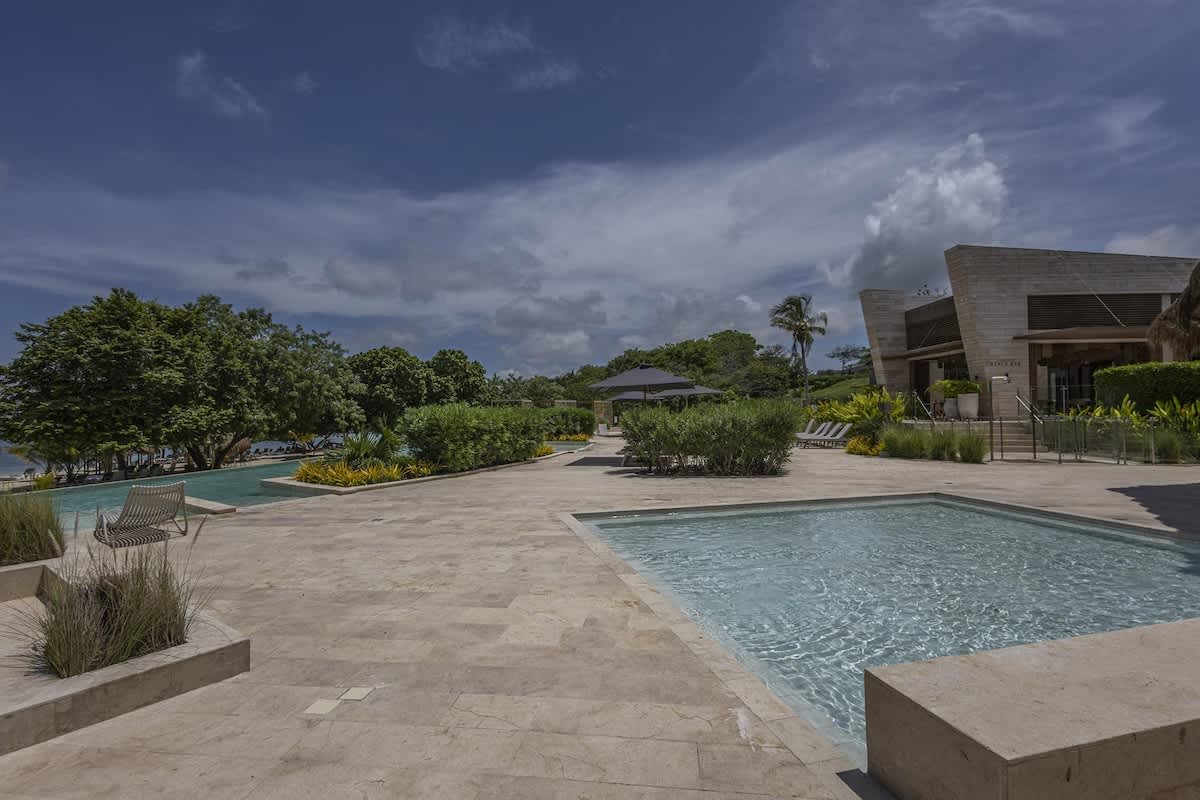 6944448f914dba2e072f8115