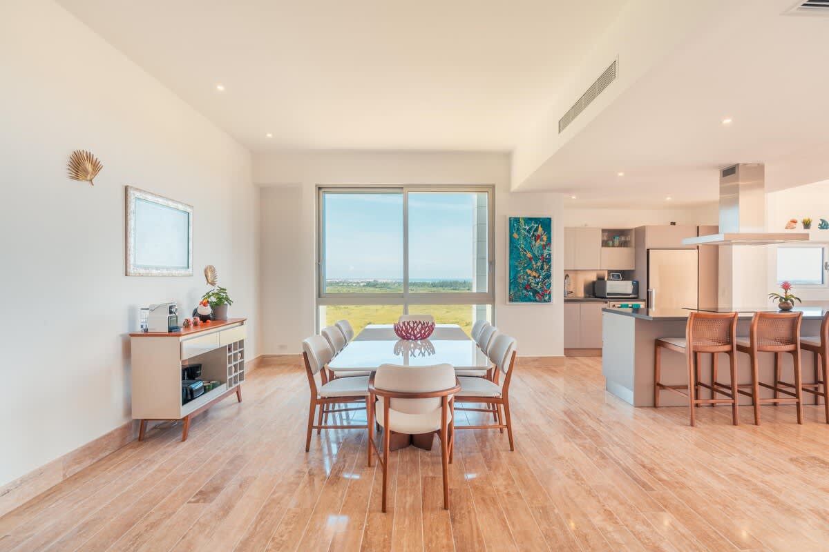 694afefb98ade2a2e859f952