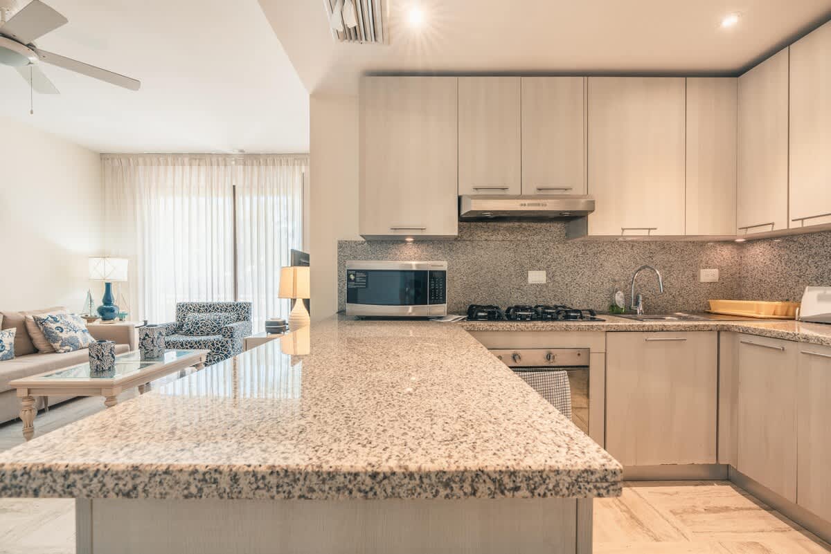 6952c09598ade2a2e86d4166