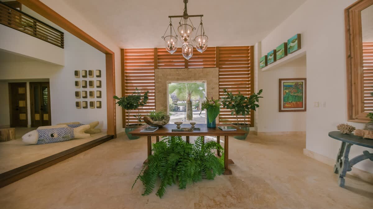 6944433f914dba2e072f7398