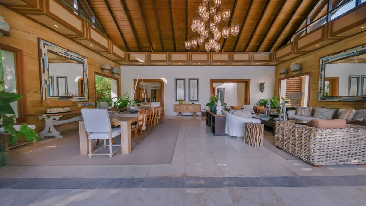 6944433e914dba2e072f7392