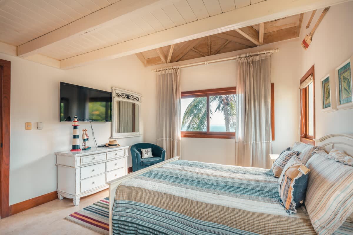 694aff879ffb66b812e2138f