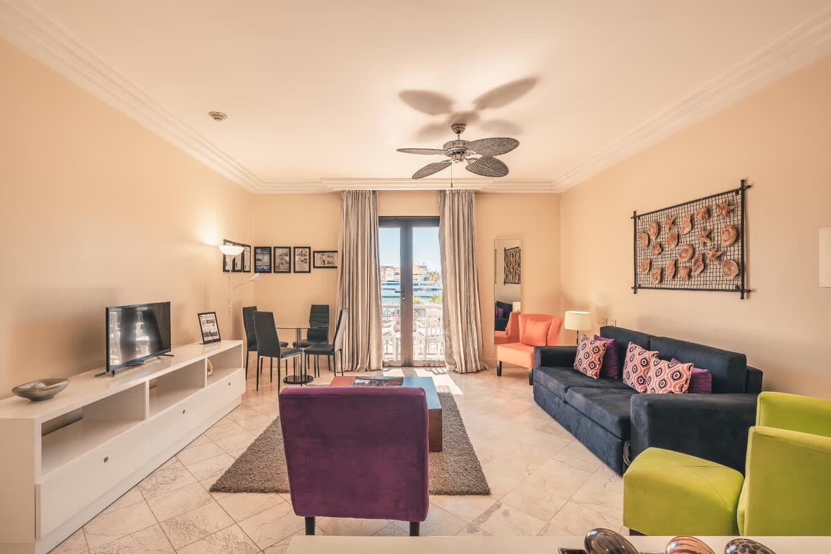 694affa49ffb66b812e2146f