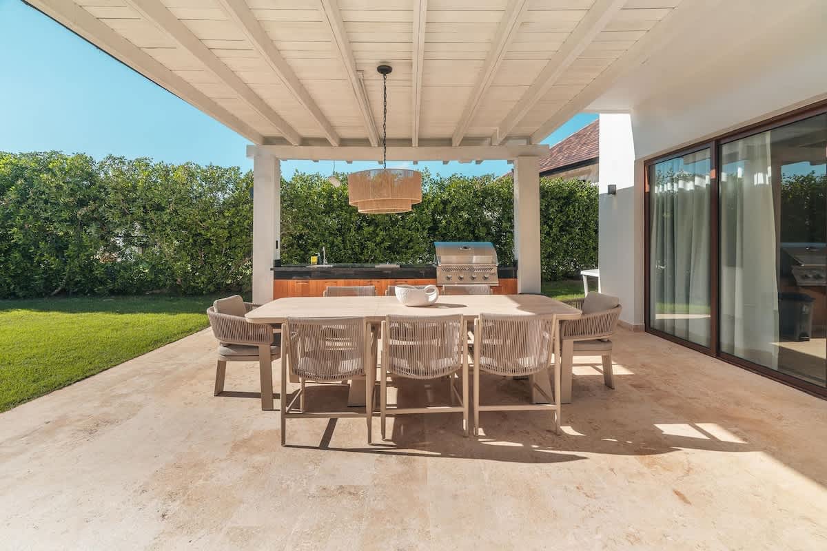 69444498914dba2e072f8215