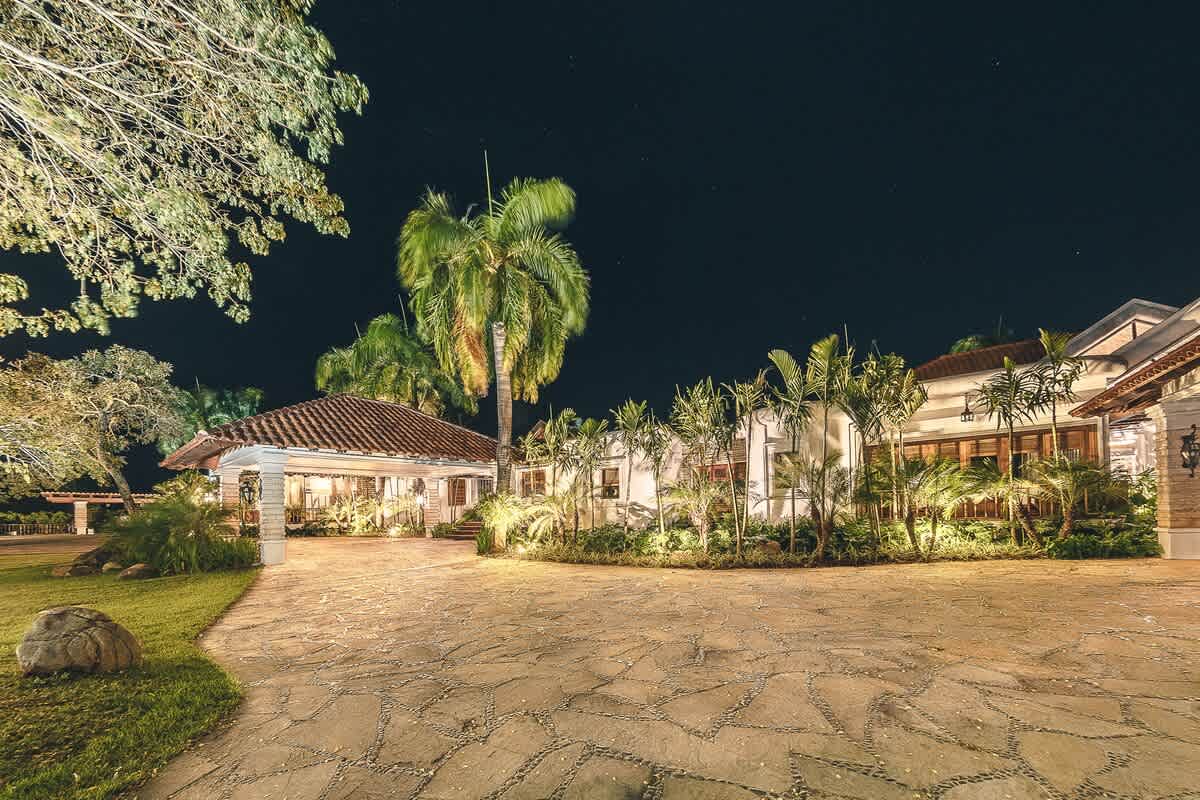 69444364914dba2e072f7597