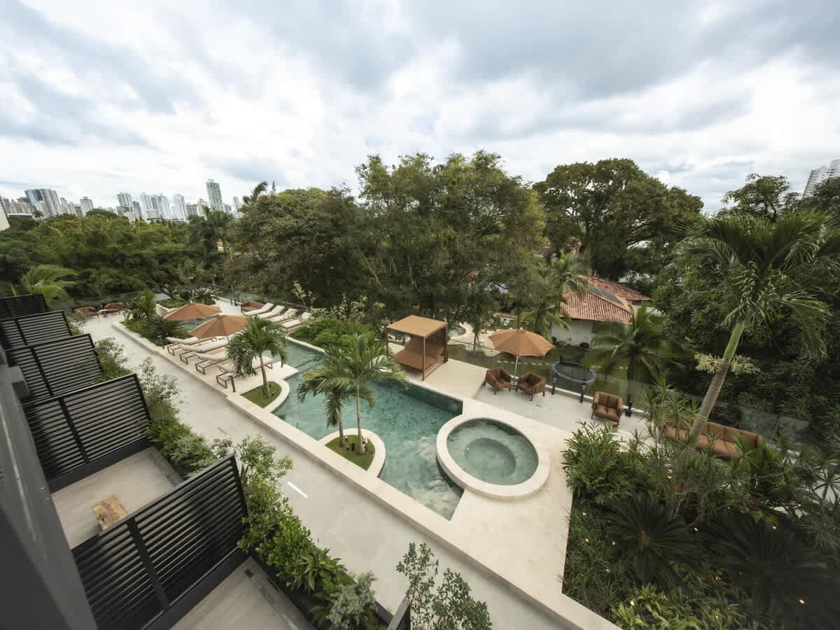 694aebd49ffb66b812e1df42