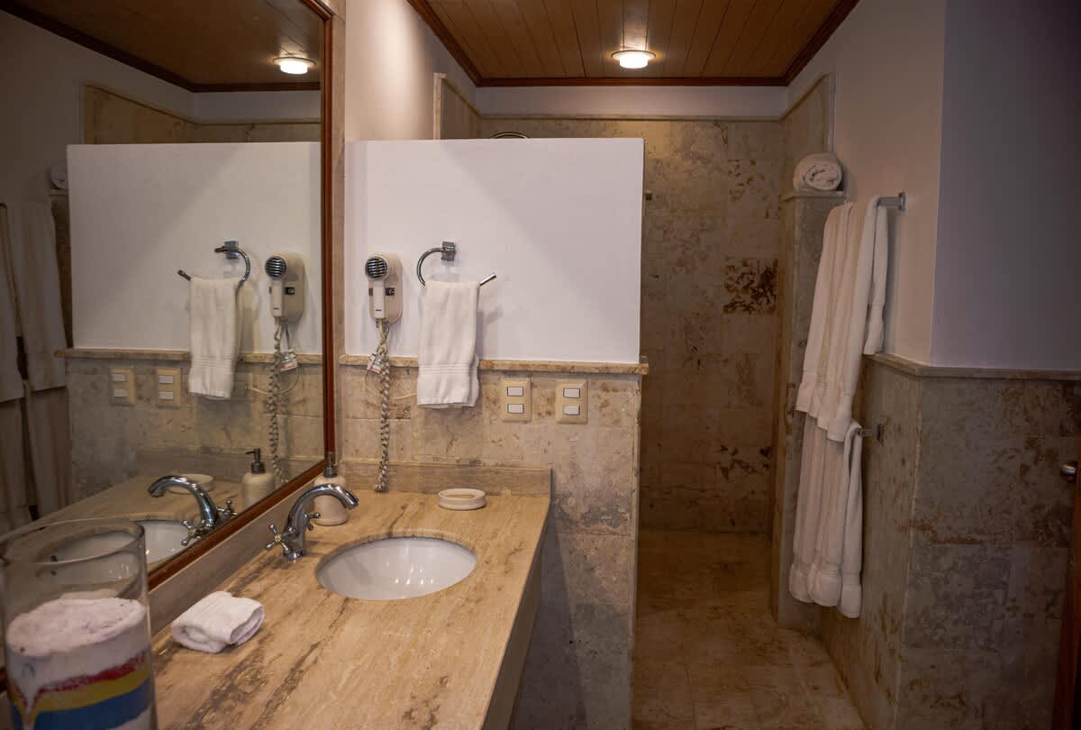 69444493fcb6fe3e7c3fc24a